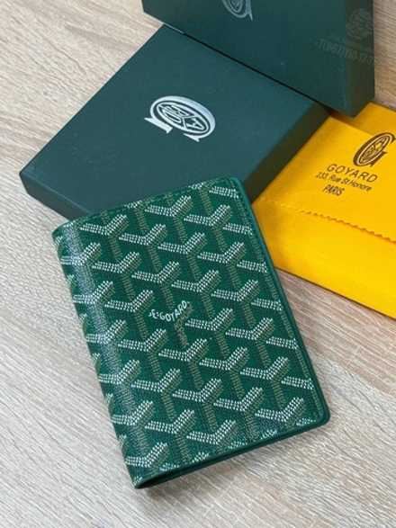 Обложка для паспорта Goyard