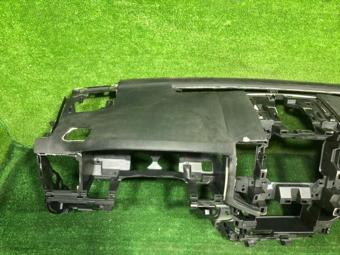 Торпедо Toyota Land Cruiser 200 (2015-2021)