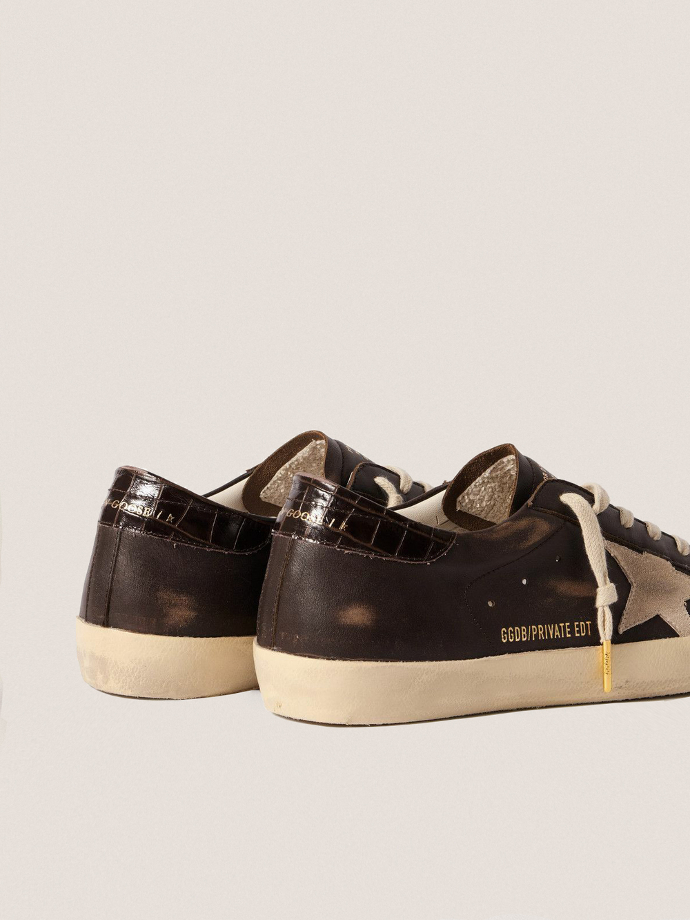 Men's Super Star in brown nappa with croco-print