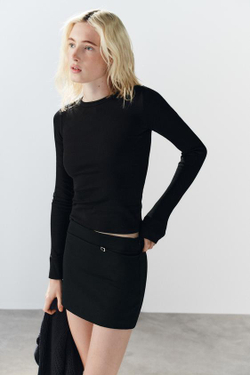 ZARA ФУТБОЛКА В РУБЧИК НА КНОПКАХ, ЧЕРНЫЙ