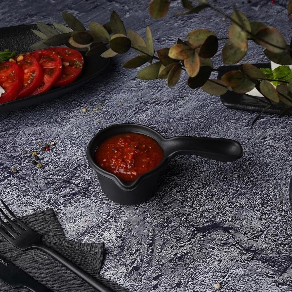 Соусник 100 мл d 7 см h5 см круглый с ручкой фарфор Smooth Black Raw Stellar P.L. Proff Cuisine [6]