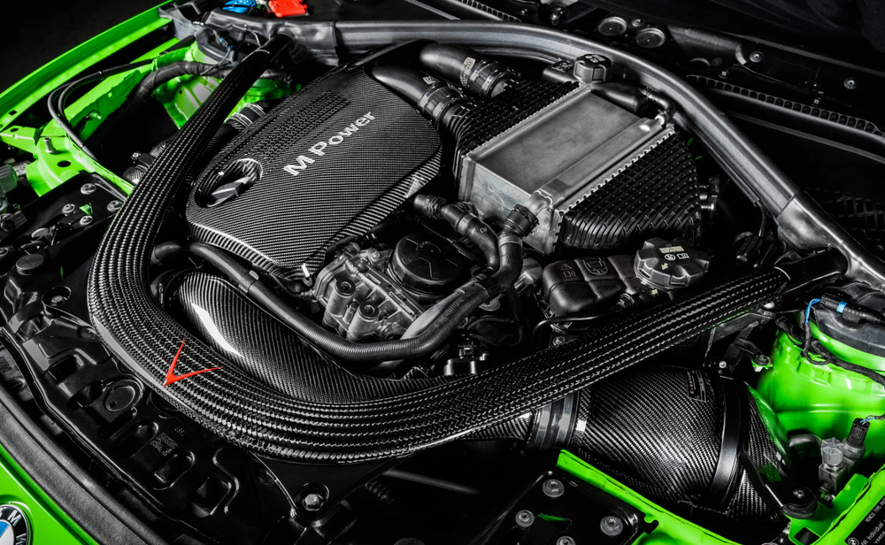 Eventuri Система впуска BMW M3 F80 / M4 F82 карбоновая глянцевая V2 EVE-F8XMV2-CF-INT
