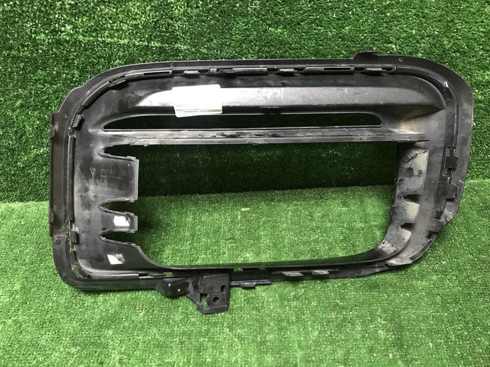 Накладка переднего бампера Porsche Cayenne 3 17-23