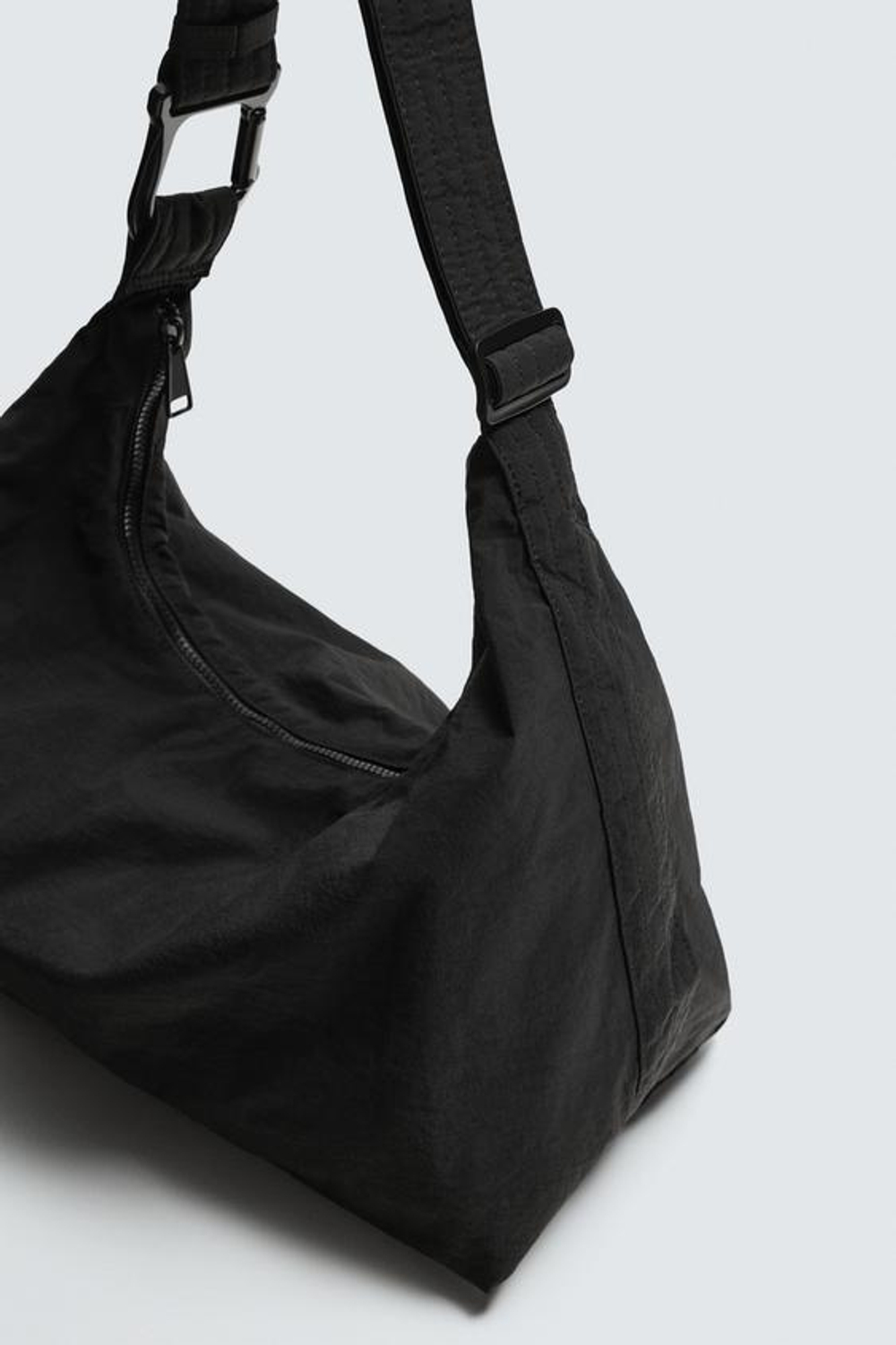 ZARA НЕЙЛОНОВАЯ СУМКА, ЧЕРНЫЙ