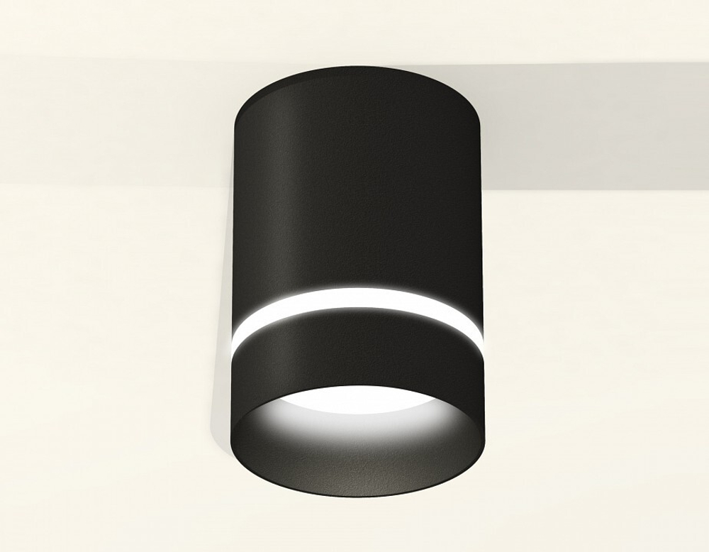 Накладной светильник Ambrella Light XS XS6302061