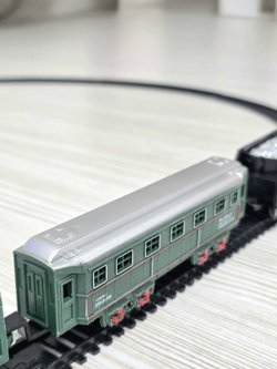 Железная дорога. Размеры дороги:104х68см, в коробке (201279549)