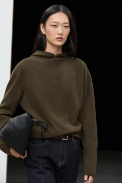 Massimo Dutti Трикотажный свитер с капюшоном и пуговицами, хаки