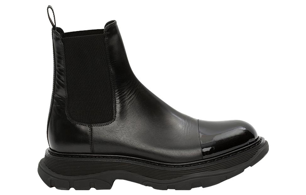 Alexander McQueen Shiny Toecap Tread Chelsea Boot Black
