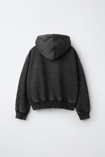 ZARA ХУДИ С ЭФФЕКТОМ ПОТЕРТОСТИ И СТРАЗАМИ, ТЕМНЫЙ АНТРАЦИТ