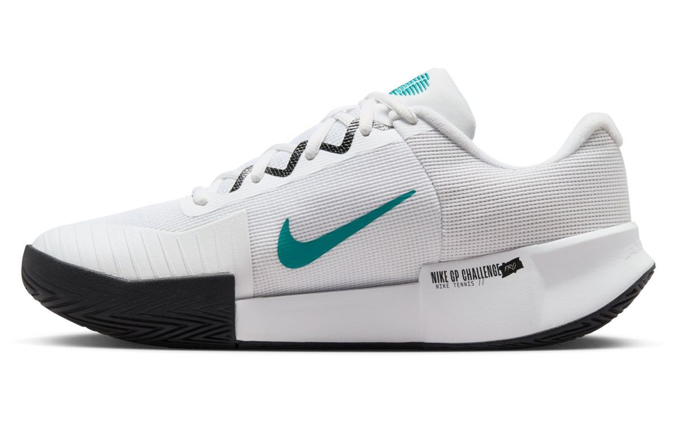 Теннисные кроссовки Nike Zoom GP Challenge Pro - white/black radiant/emerald