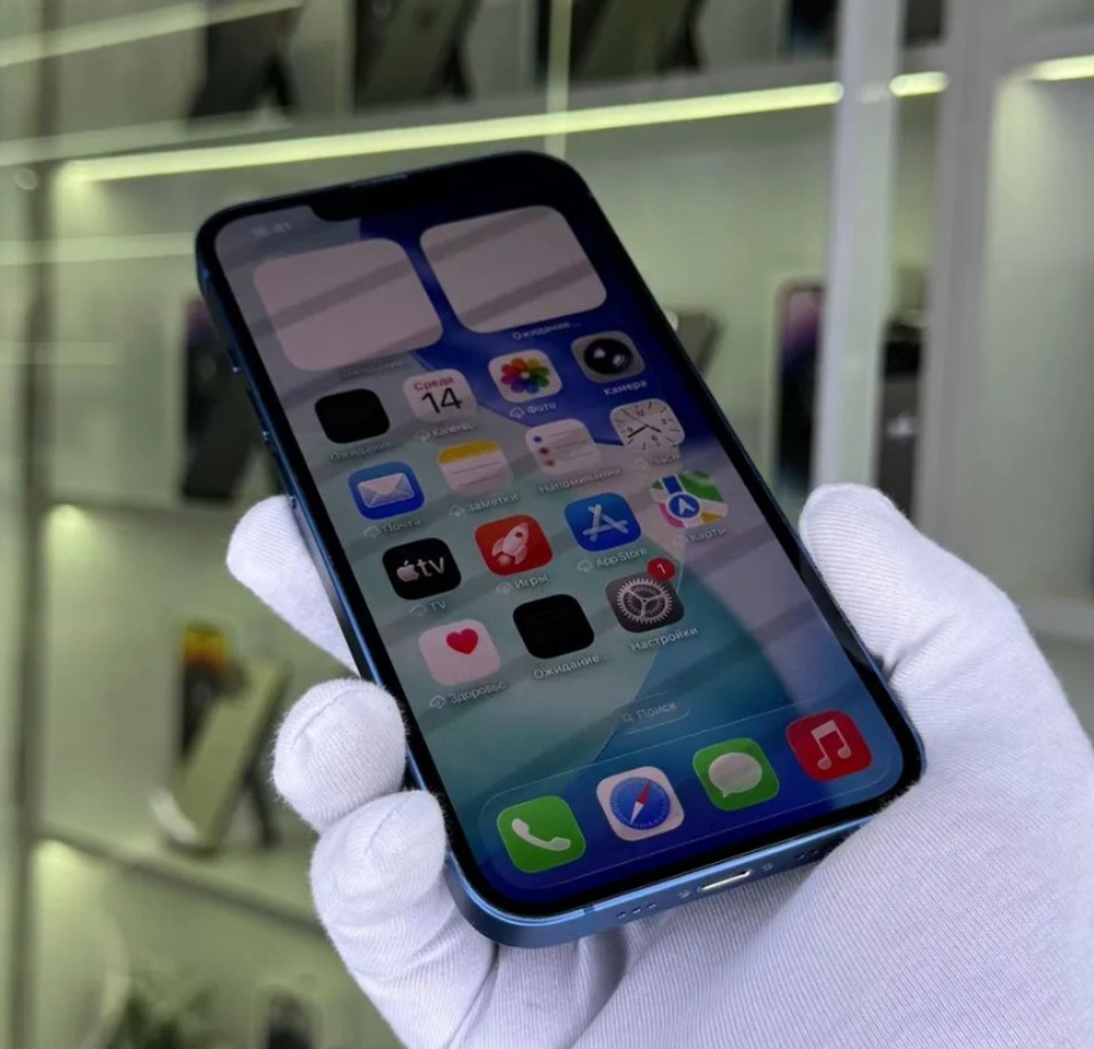 iPhone 13, 128 ГБ б/у