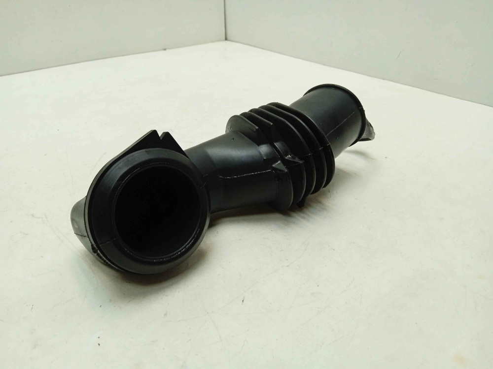 RST703D кт169 Заливной патрубок для стиральной машины Hotpoint-Ariston RST703D б/у