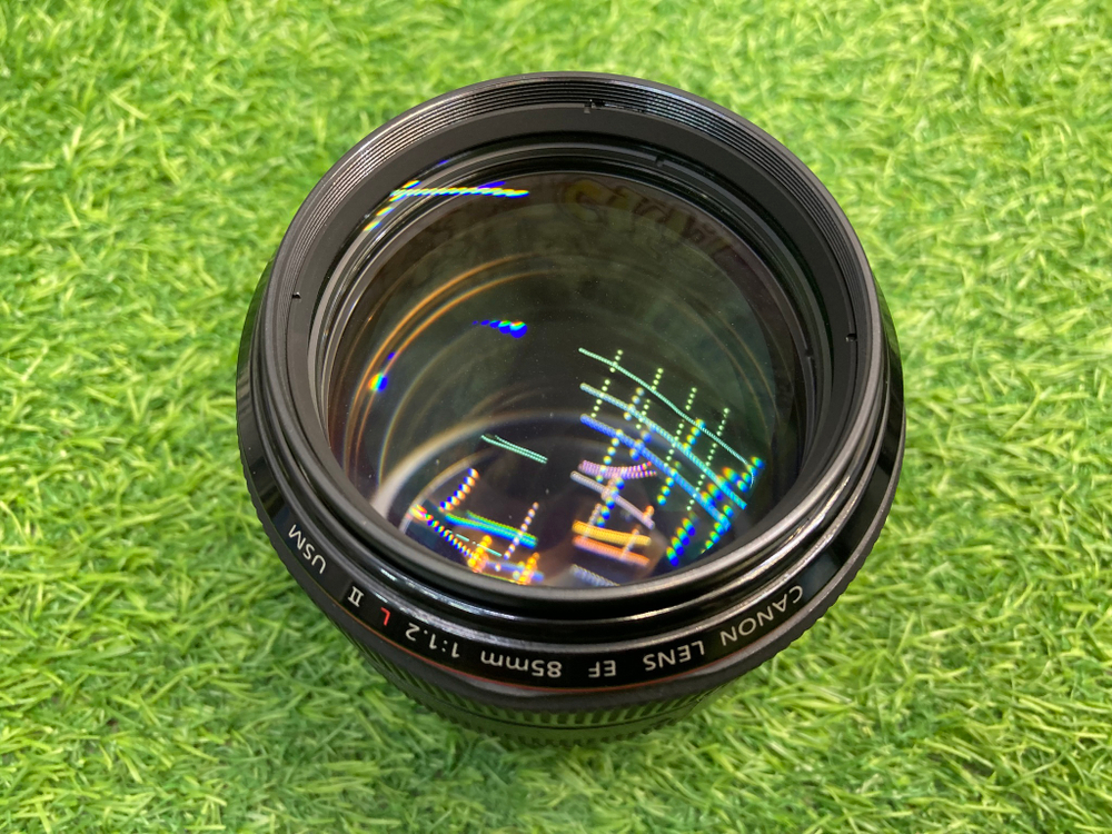 Canon EF 85mm 1.2L II USM