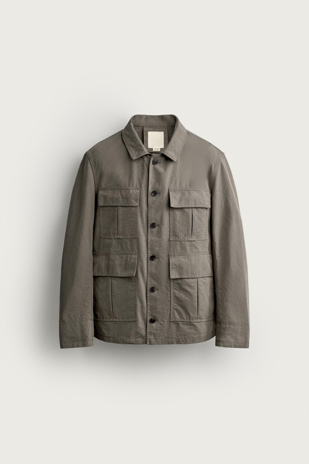 КУРТКА СВОБОДНОГО КРОЯ С КАРМАНАМИ UTILITY — ZARA