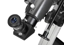 Телескоп Levenhuk New Skyline PLUS 90/900 EQ2 с крупным планом окуляра