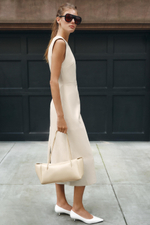 ПЛАТЬЕ МИДИ ИЗ ИСКУССТВЕННОЙ КОЖИ С ПОДПЛЕЧНИКАМИ — ZARA