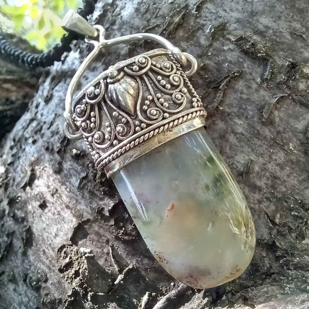 Серебряный кулон с гелиотропом