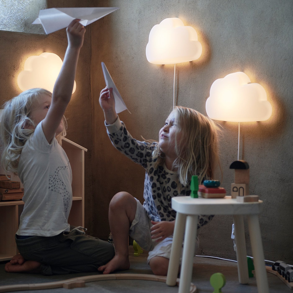 IKEA UPPLYST  (ИКЕА УППЛИСТ)  -  Светильник настенный LED - облако белый