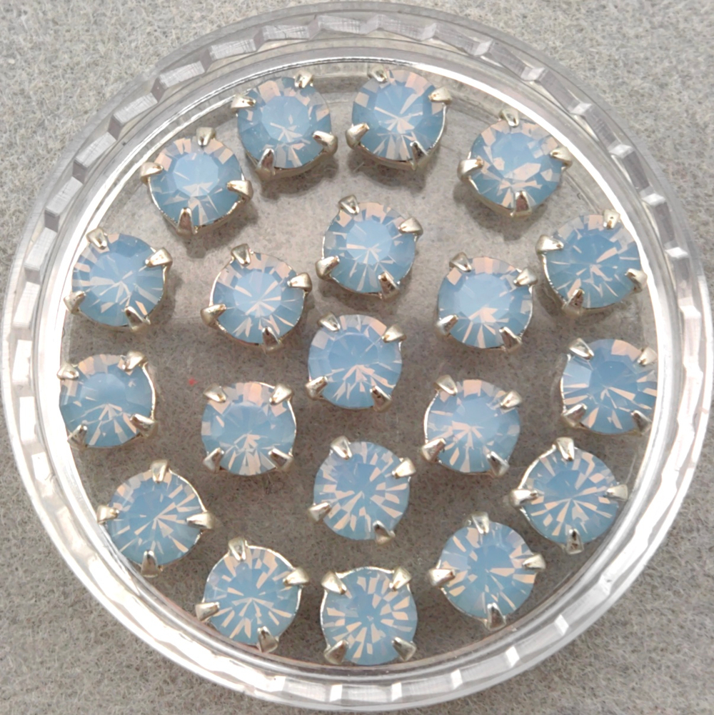 Шатоны Preciosa MAXIMA в оправах, Light Sapphire Opal/Silver