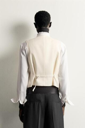 ZARA ЖИЛЕТ ИЗ ШЕРСТИ, ЖЕЛТОВАТО-БЕЛЫЙ