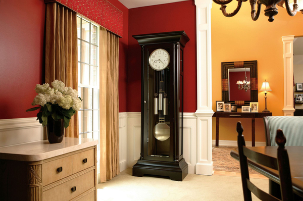 Часы напольные Howard Miller 611-032 Seville