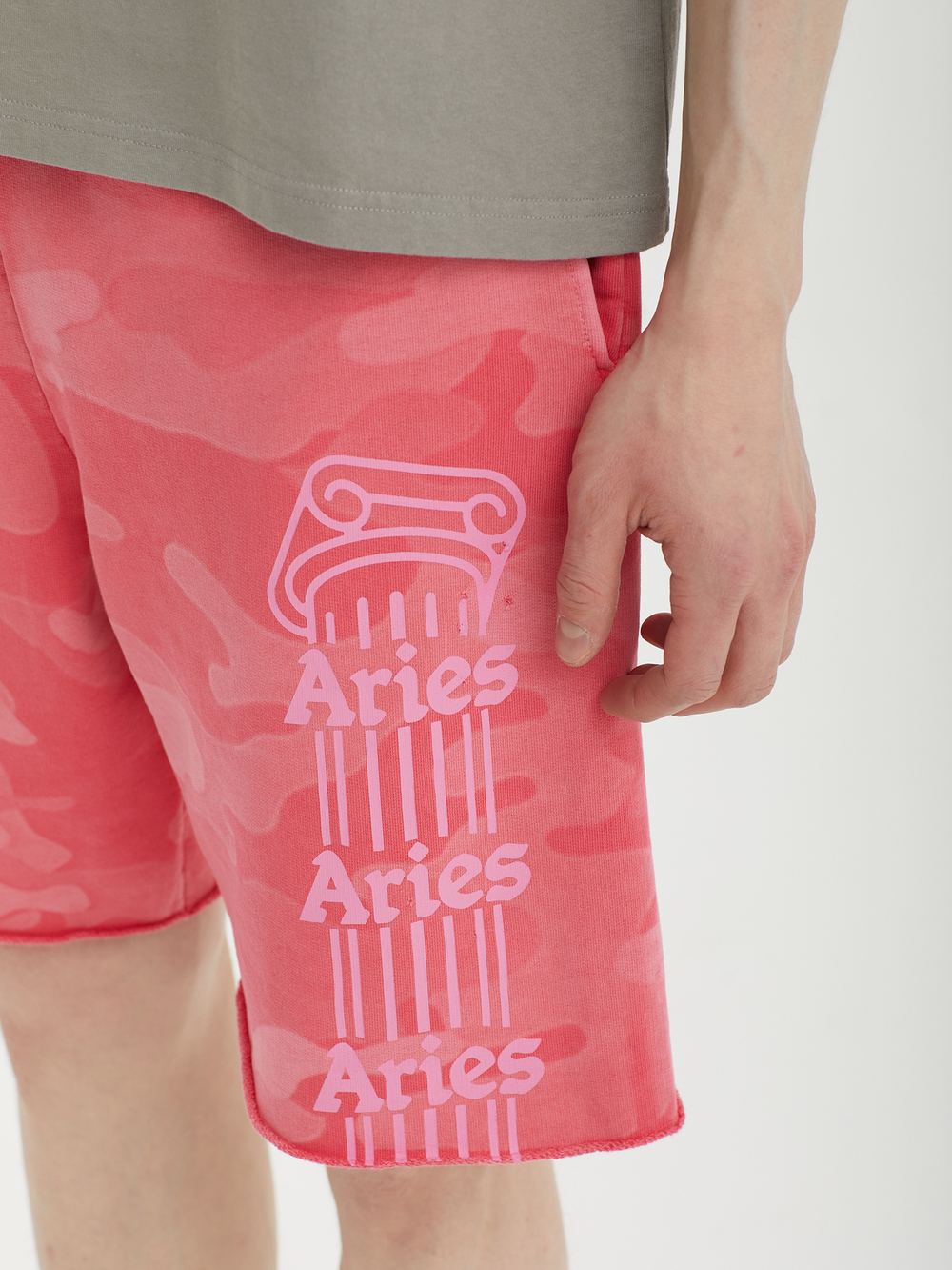 Мужские Шорты Aged Column Camo