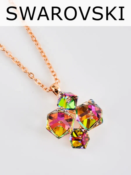 Подвеска-ромб Мираж с зелеными кубиками-хамелеонами Swarovski