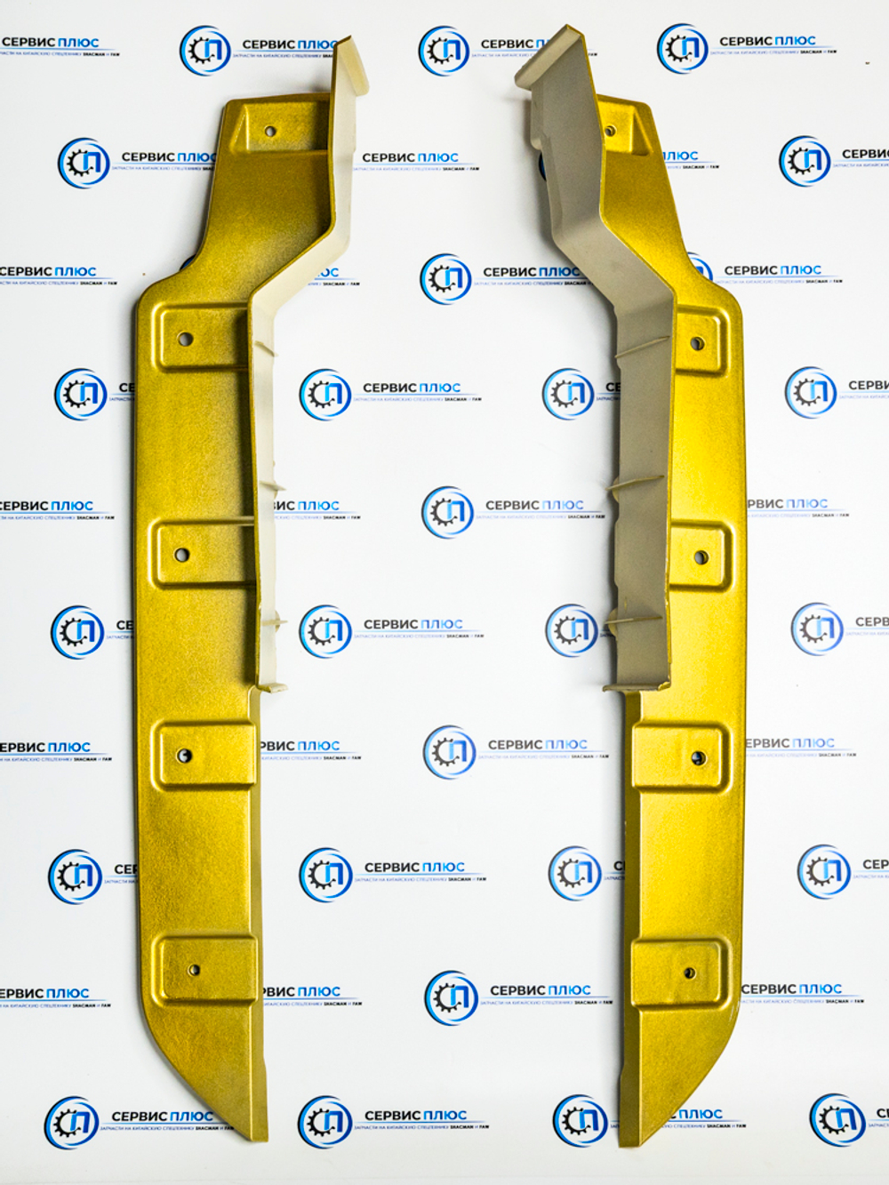 Накладка бампера X3000 (правая) SHACMAN DZ97259624008 золотая