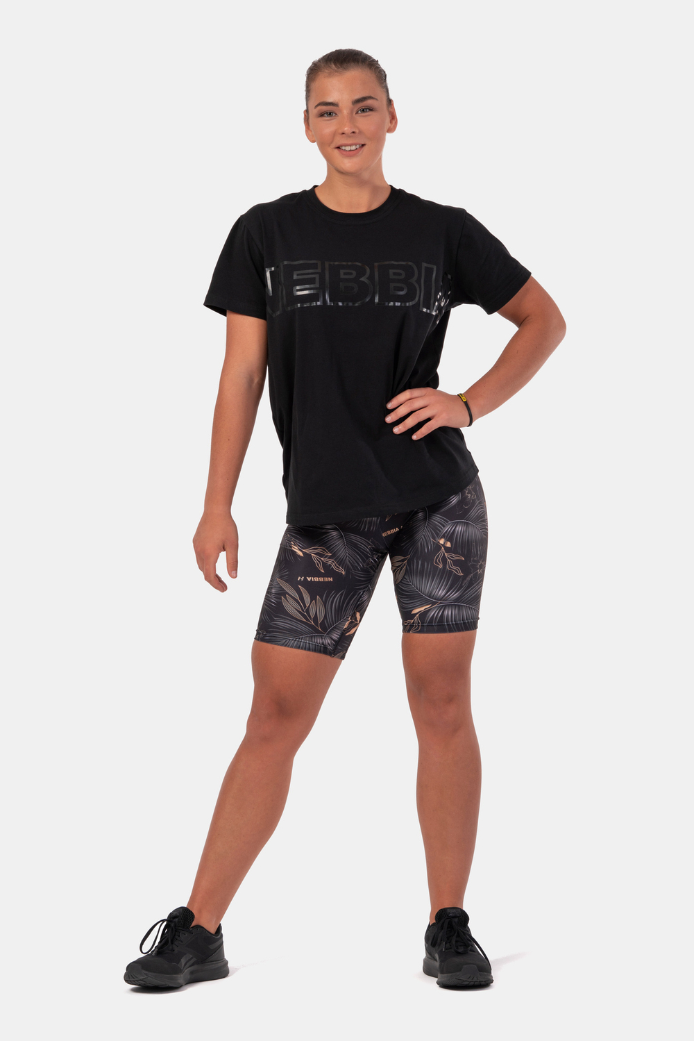 Футболка INVISIBLE LOGO NEBBIA T-SHIRT 602 Черная