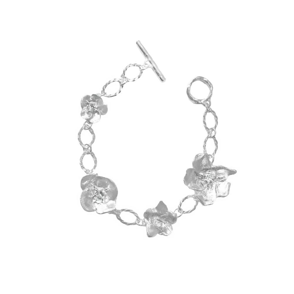 Браслет с белыми цветами / Flower White