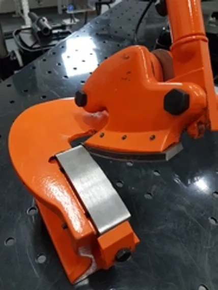 Электромеханическая гильотина Rollbend RGS 2050x5
