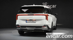 KIA Canival Gasoline 7-Seater Signature — 2025