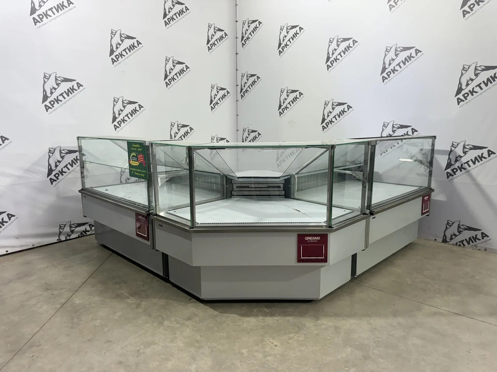 Витрина холодильная угловая Carboma GC110 VM-5 б/у