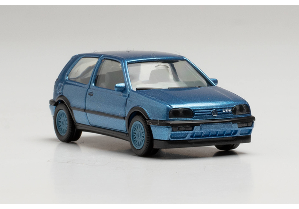 Автомобиль VW Golf III VR6, синий металлик