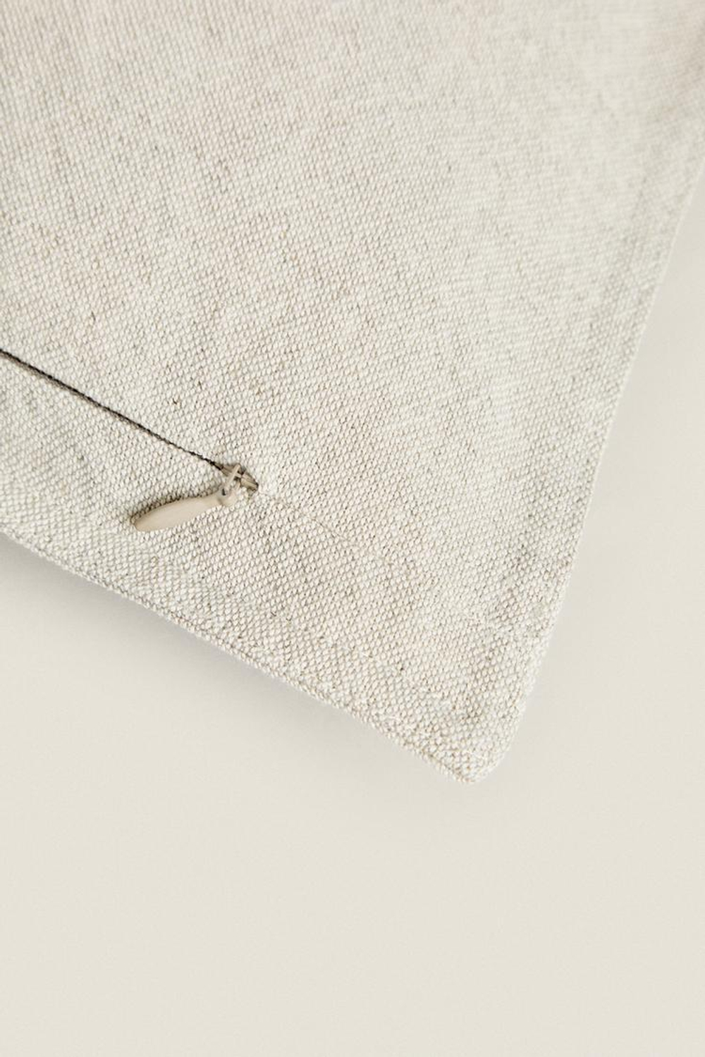ZARA HOME ЛЬНЯНОЙ ЧЕХОЛ НА ПОДУШКУ, СВЕТЛО-БЕЖЕВЫЙ