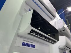 Настенная сплит-система AUX ASW-H07B4/FJ-BR1 + AS-H07B4/FJ-R1, черный