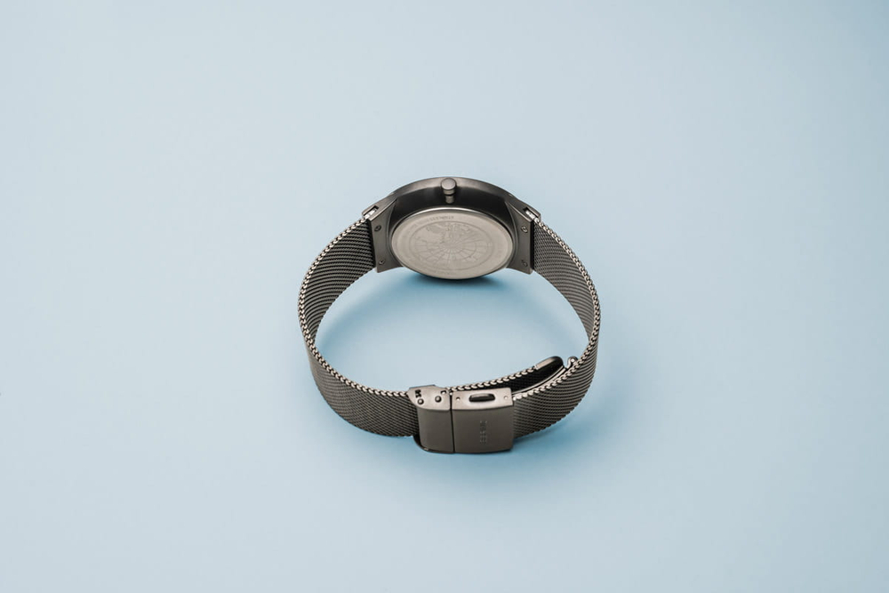 Наручные часы Bering 33441-377