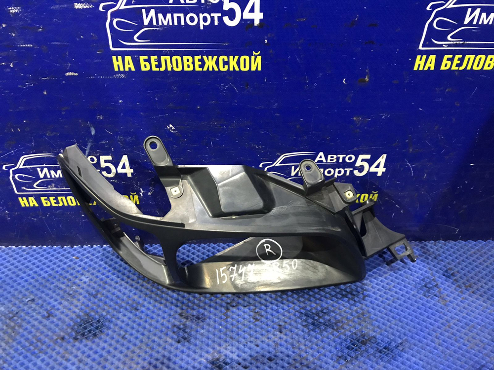 Рамка фары TOYOTA LITEACE NOAH 1998-2007