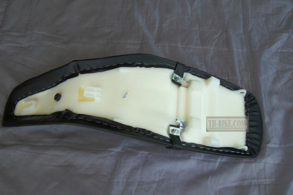 77200-KZZ-A20ZA. SEAT ASSY., DOUBLE *TYPE1* (BLACK). OEM Seat Honda CRF250L-M-Rally