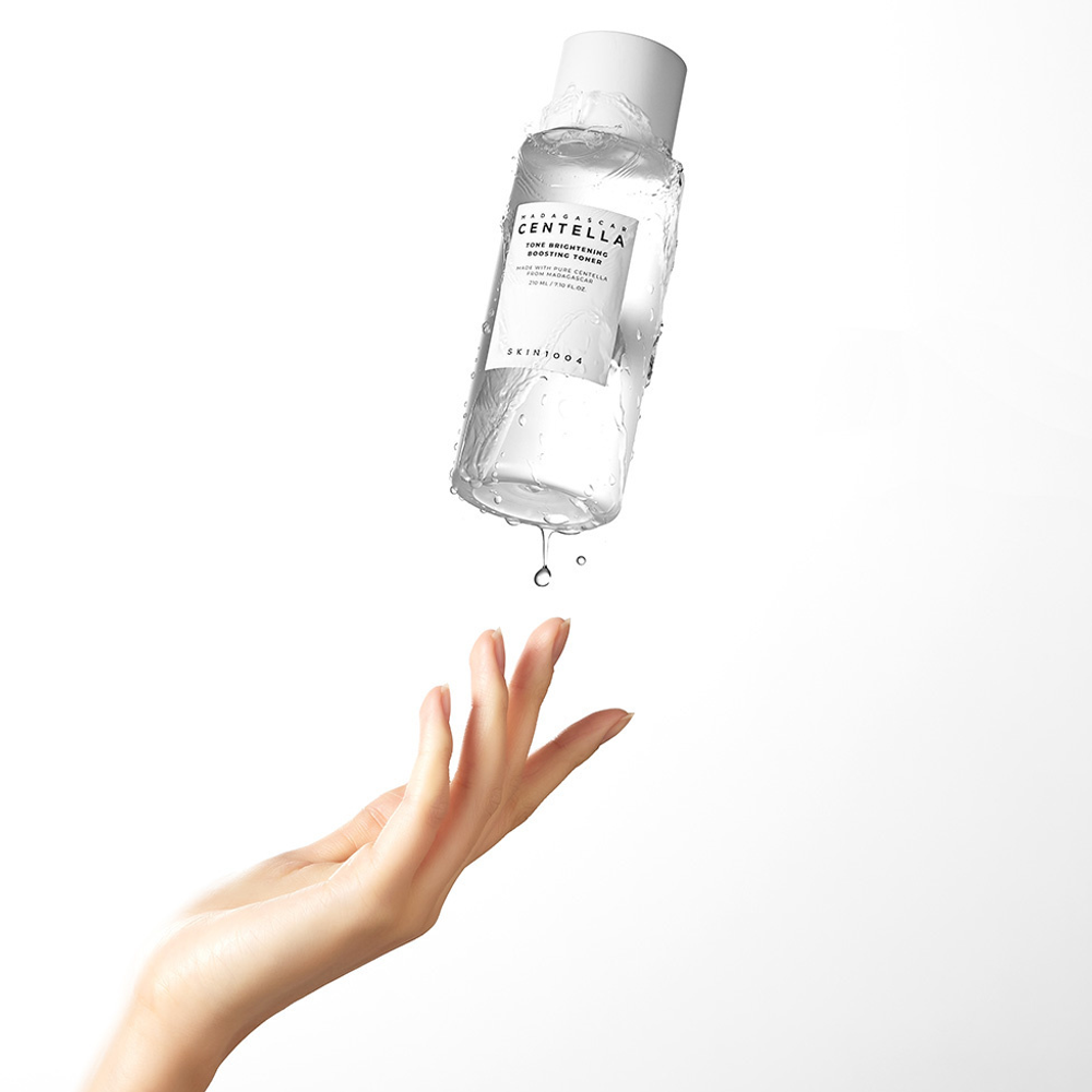 Мягкий осветляющий тонер с центеллой SKIN1004 Madagascar Centella Tone Brightening Boosting Toner