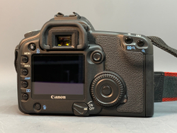Canon EOS 30D с дефектом