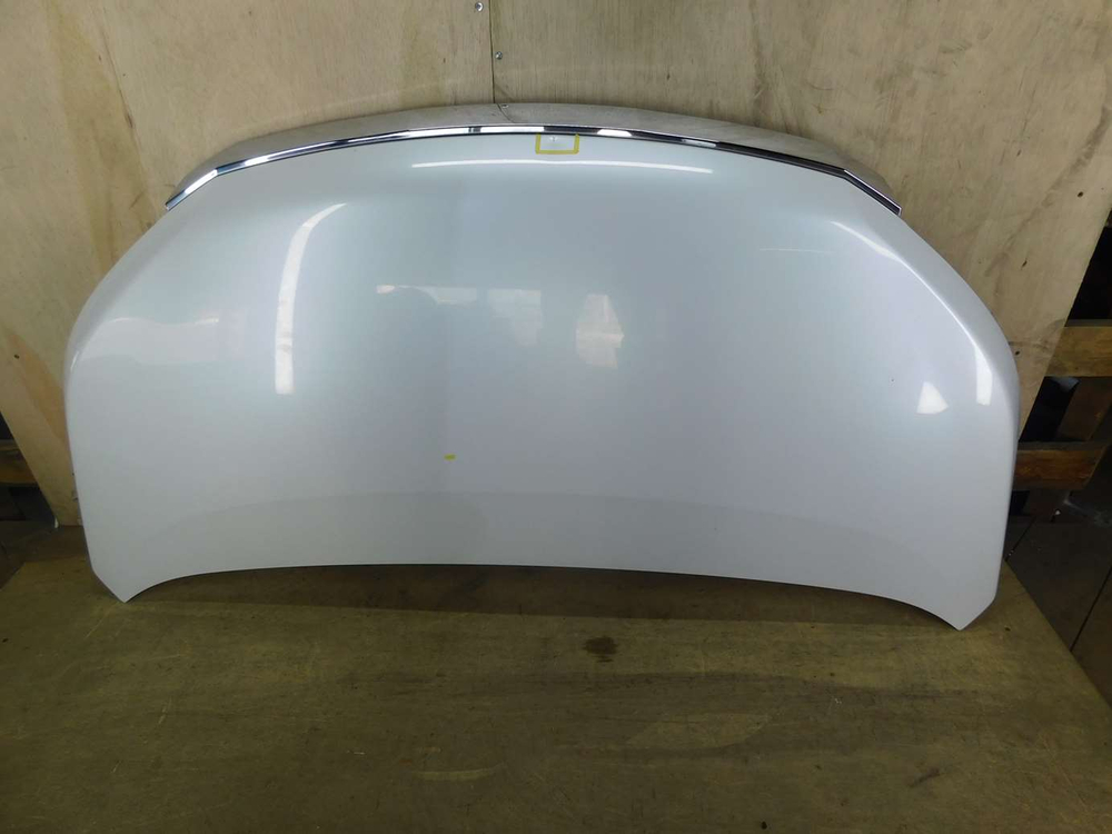 капот Toyota Noah ZWR80 ZRR85 2018