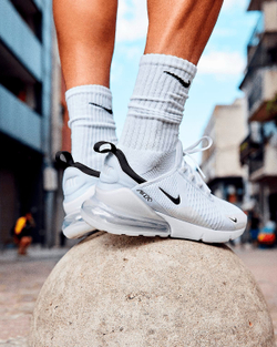 Кроссовки мужские NIKE AIR MAX 270