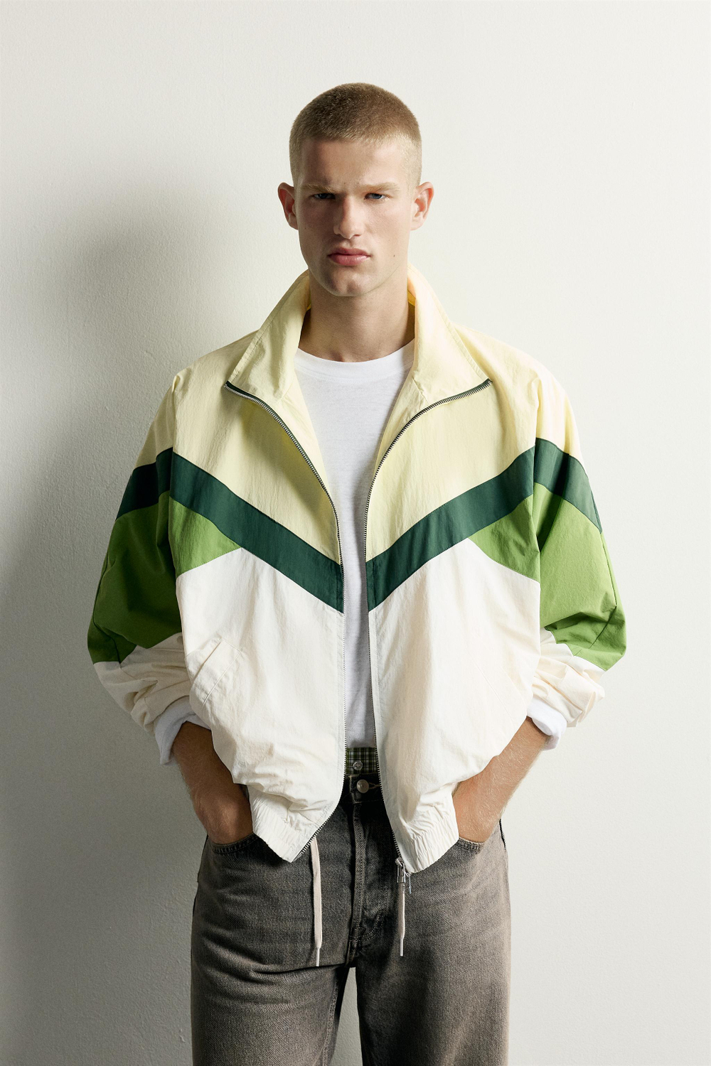КУРТКА ИЗ ТЕХНИЧЕСКОЙ ТКАНИ COLOR BLOCK — ZARA