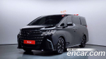 Toyota Alphard 2.5 HEV Executive AWD — 2024