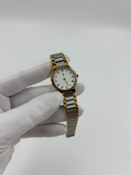 Часы Yves Saint Laurent