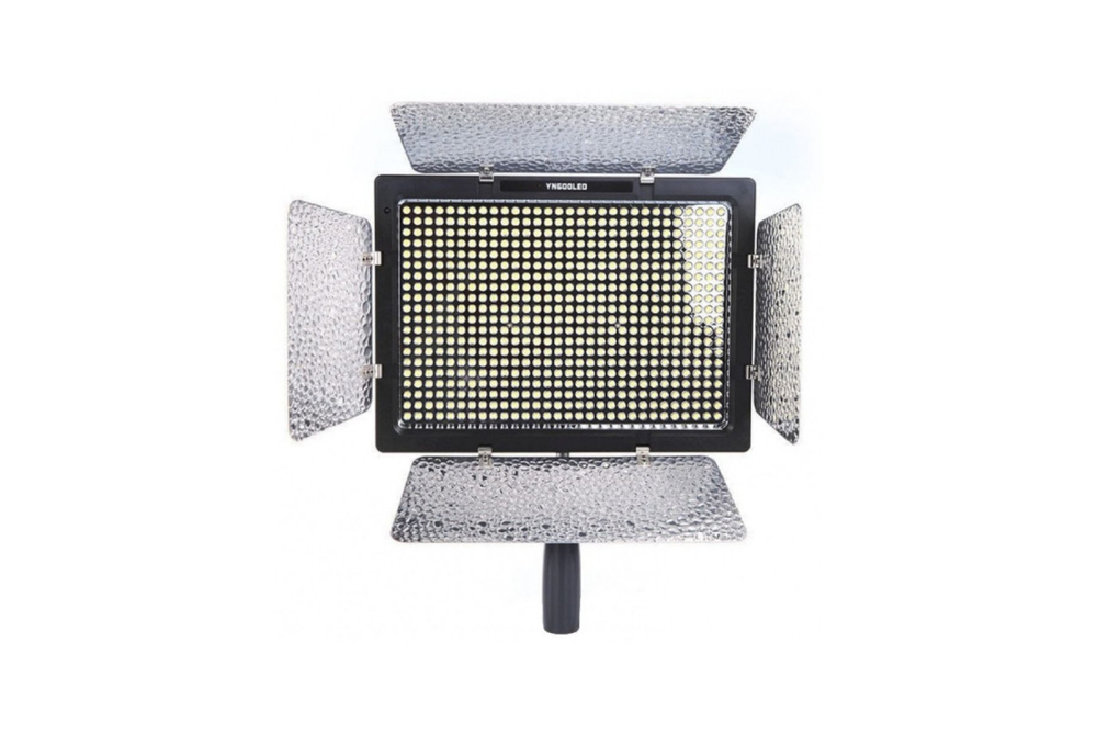 Светодиодный осветитель Yongnuo YN-600 L LED 3200-5500K