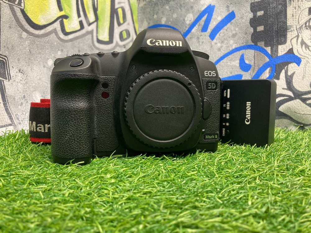 Canon EOS 5D Mark II 9.200 кадров