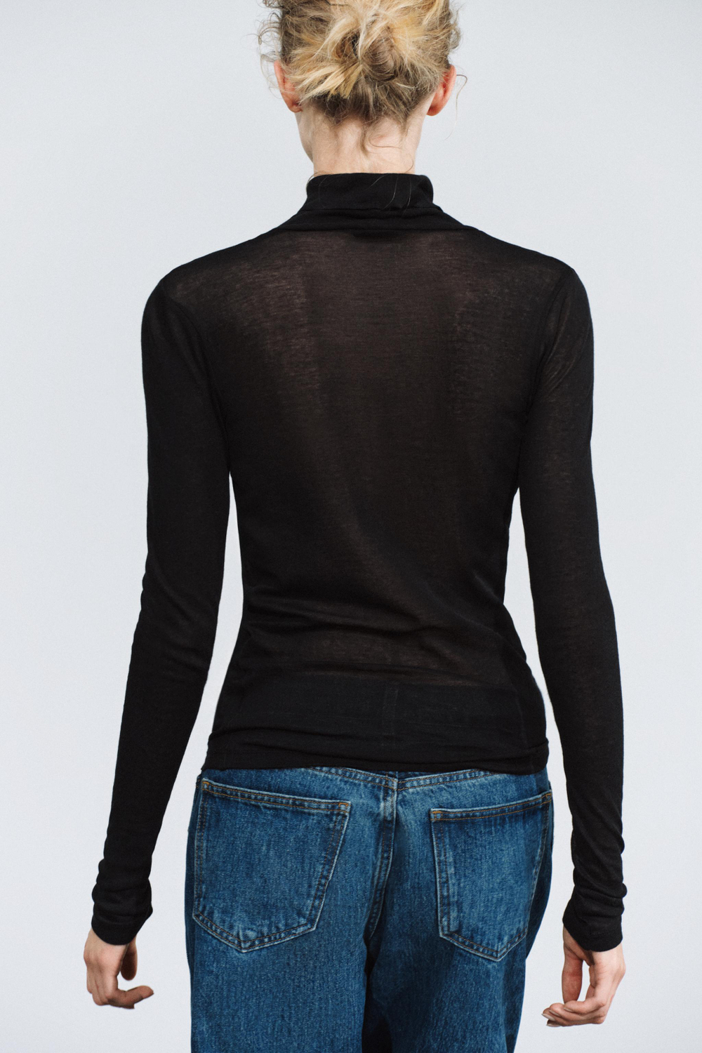 ФУТБОЛКА SUPIMA® С ВОРОТНИКОМ-СТОЙКОЙ — ZARA