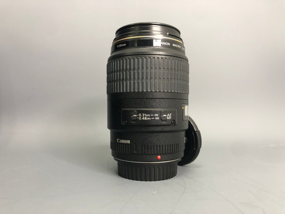 Canon EF 100mm 2.8 Macro USM